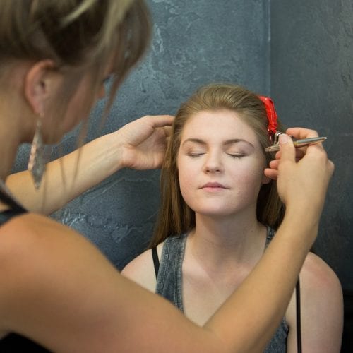 Pro-makeup-and-hair-for your-high-school-pics